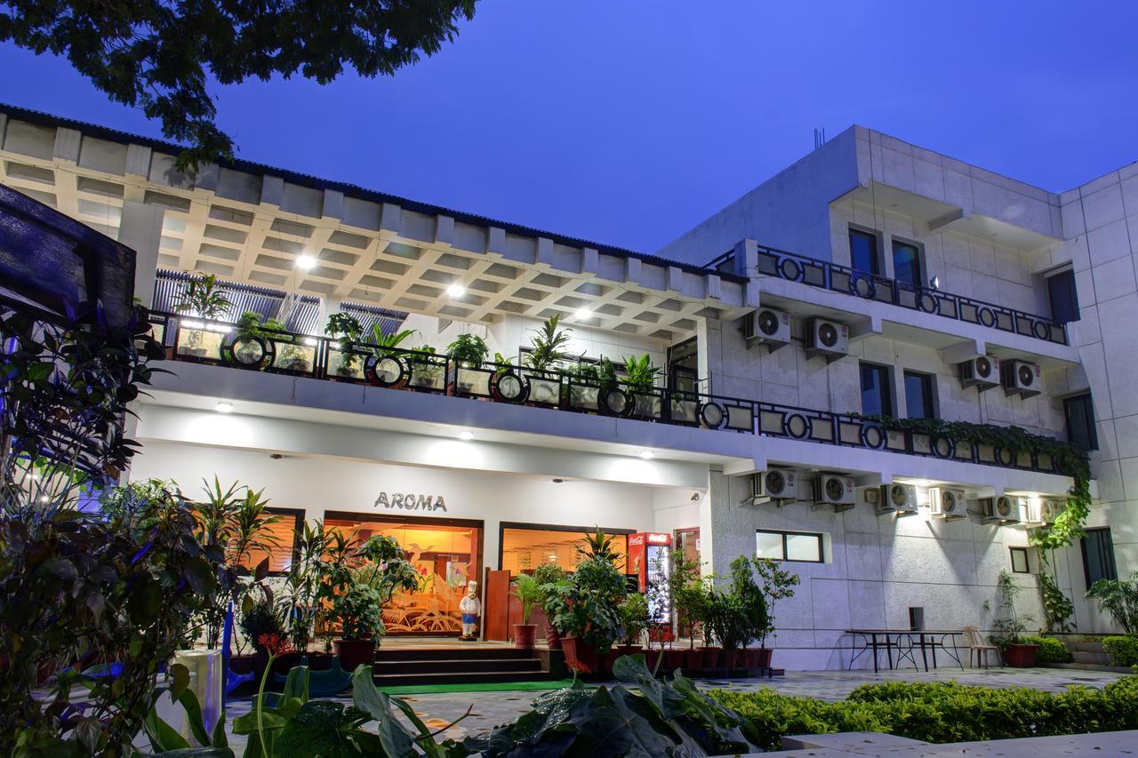 Blue Diamond The Hotel Korba Buitenkant foto