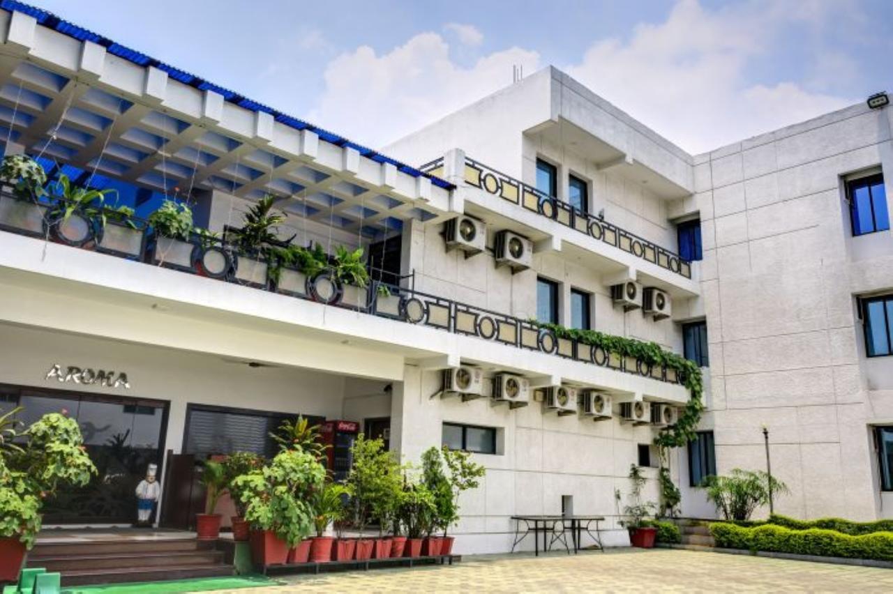 Blue Diamond The Hotel Korba Buitenkant foto